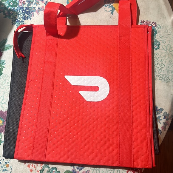 Set of 2 Grocery + Travel Bags, PuffCo and Door Dash, Brand New - Picture 4 of 5